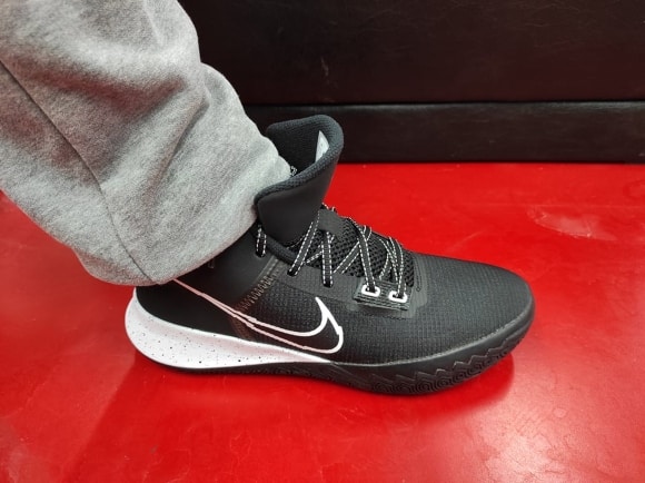 testing basketball sneakers for referees