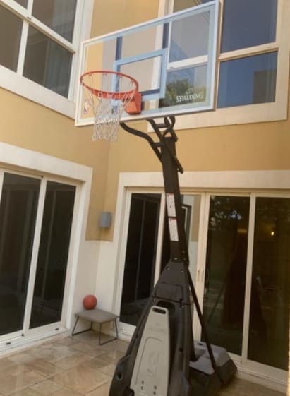 spalding the beast basketball hoop for driveway