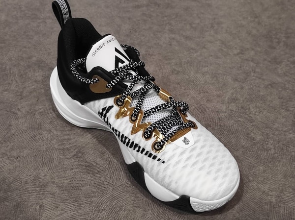 nike giannis immortality upper materials